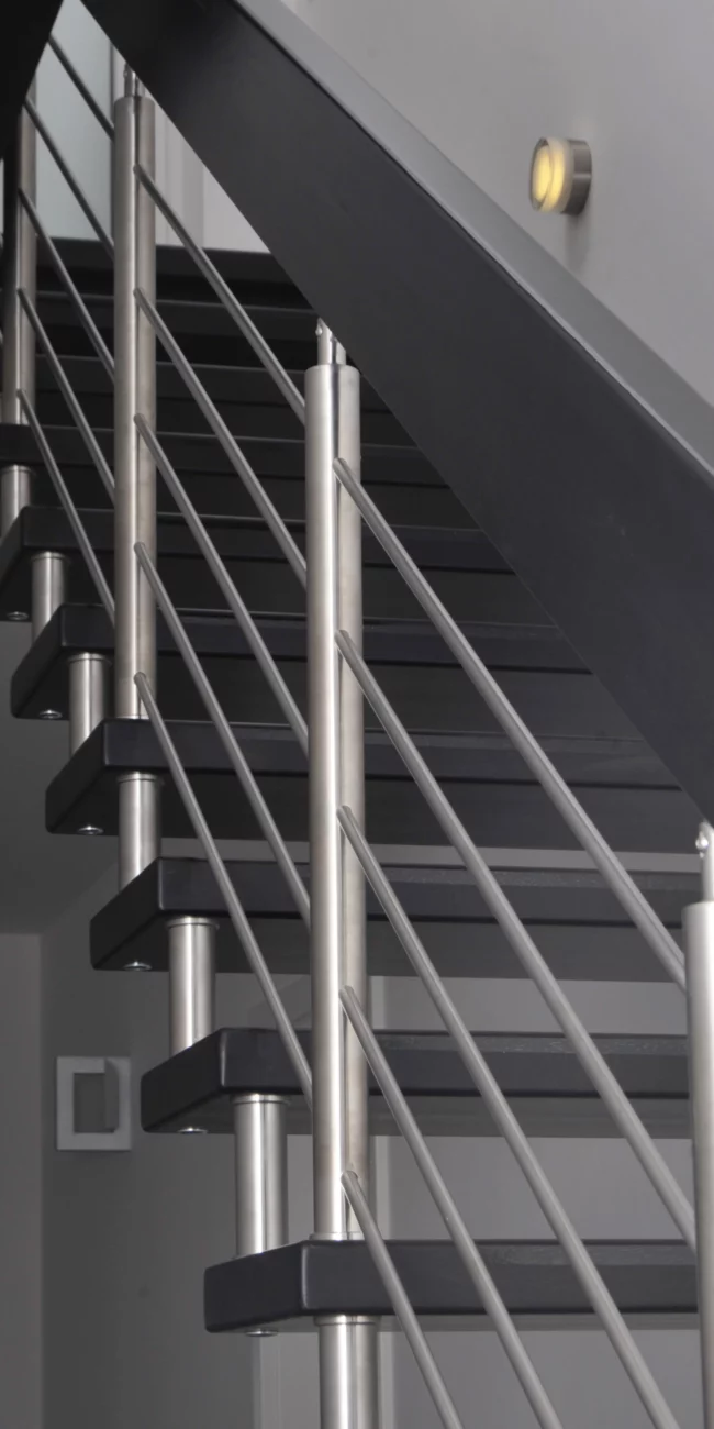 Tragbolzentreppe TBT13 Treppenbau Plath5